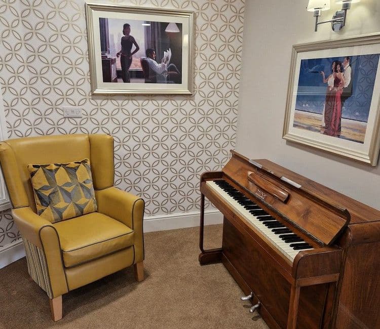 De Brook Lodge Care Home, Manchester, M41 6NA