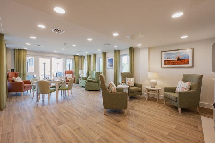 Eversley Lodge Care Home, Great Yarmouth, NR30 4LW