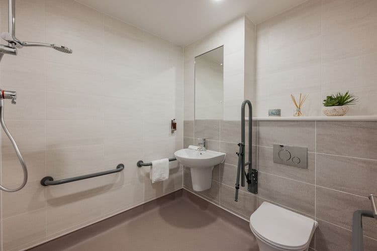 Eversley Lodge Care Home, Great Yarmouth, NR30 4LW