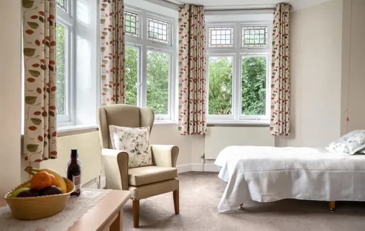 Lee House Care Home, London, SW19 5DE