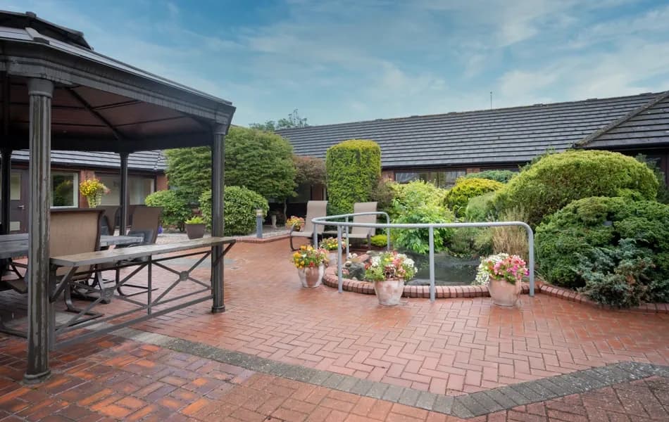 Abbeyfield Living Society - Halcyon House care home - 004