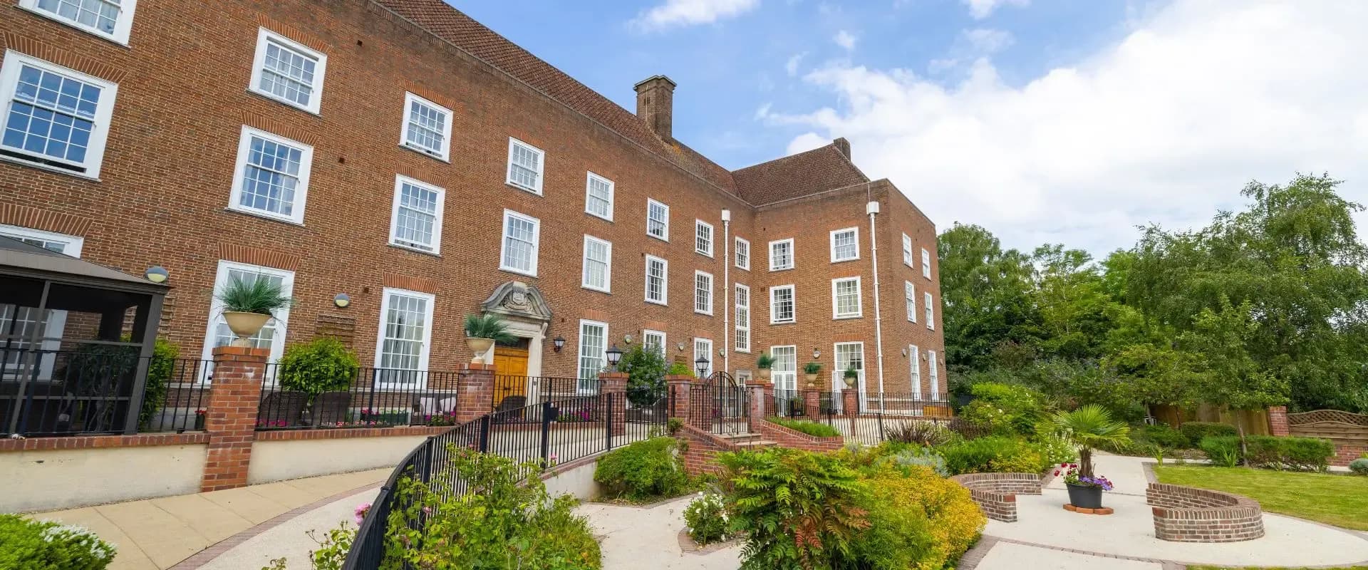 Cedar Care Homes - Oakhill Mansions care home 1