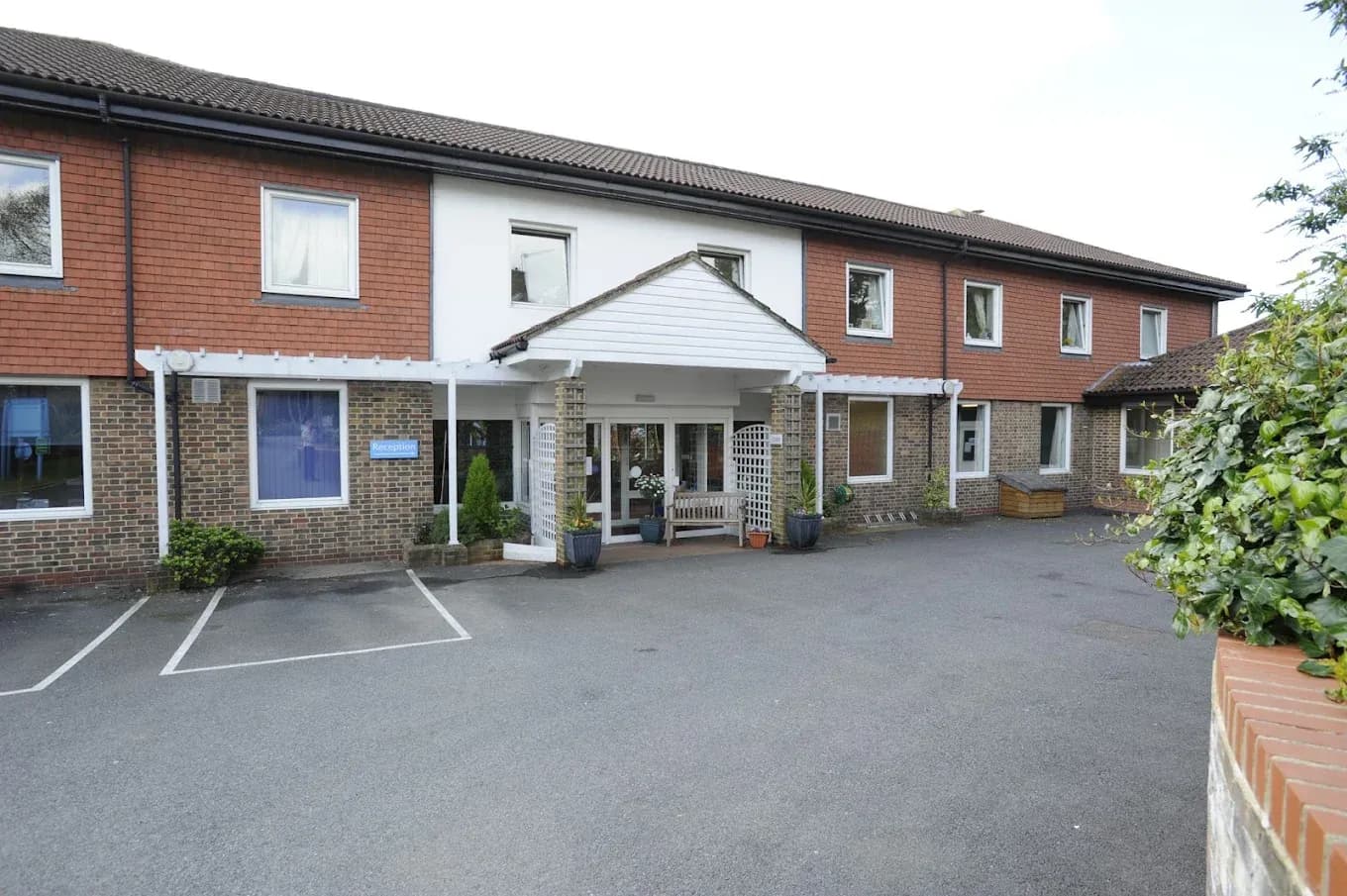 Oakhill House Horsham HC-One