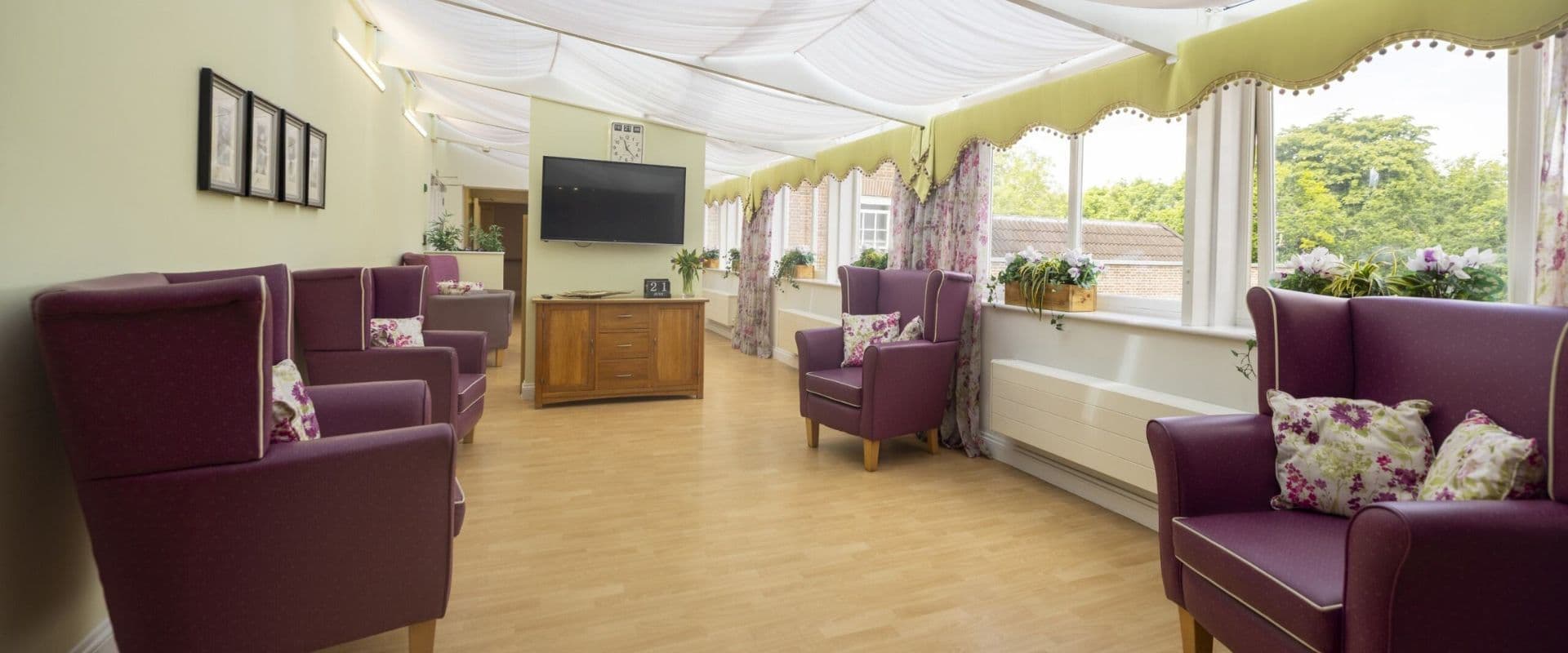 Cedar Care Homes - Oakhill Mansions care home 3
