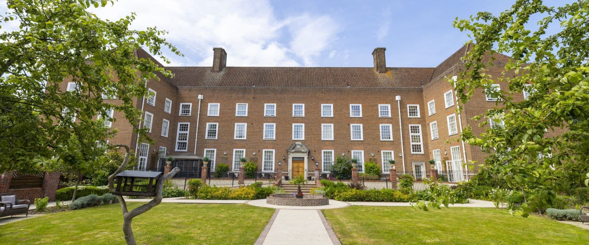 Cedar Care Homes - Oakhill Mansions care home - 011