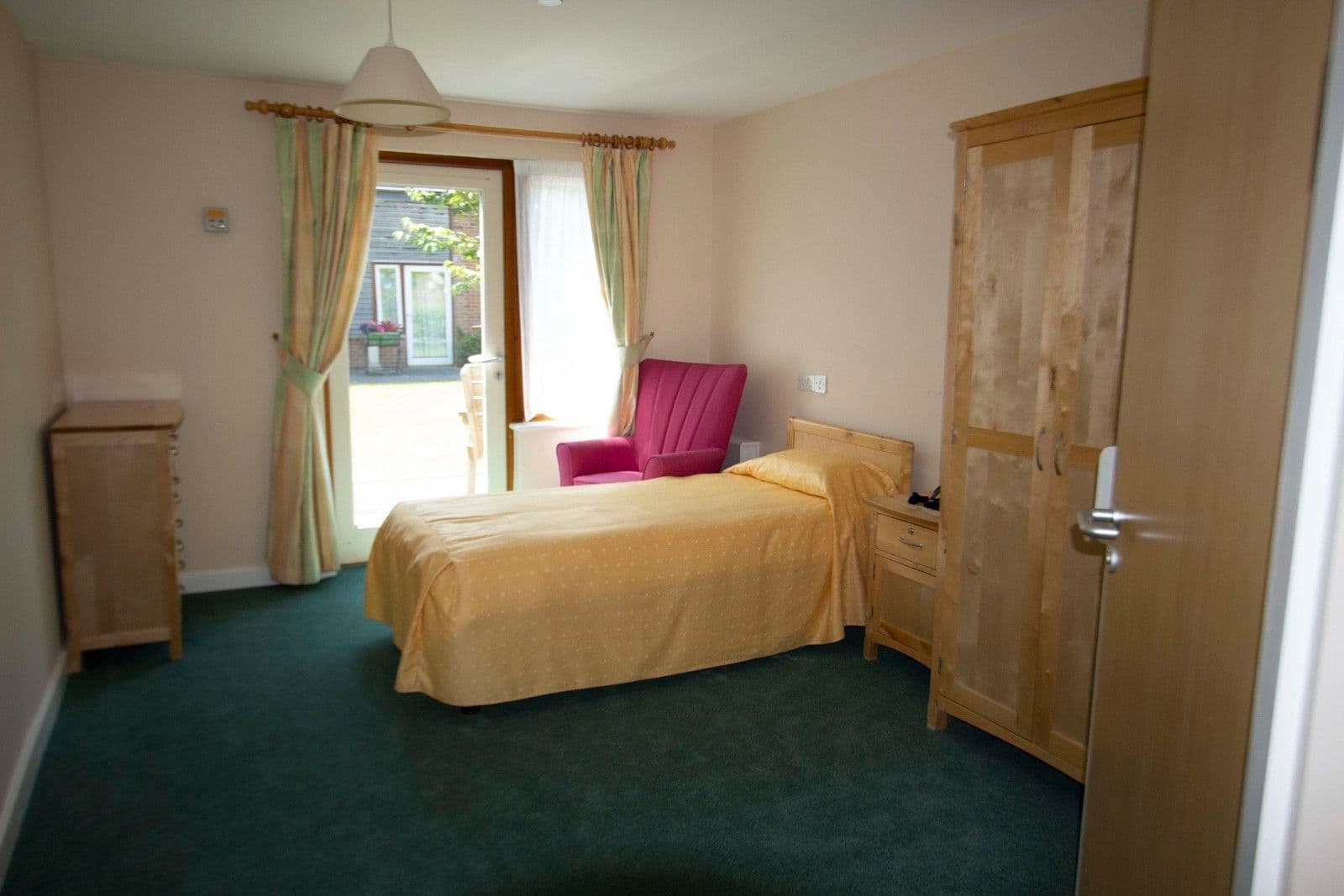 Shaw Healthcare - Rotherlea care home - 007