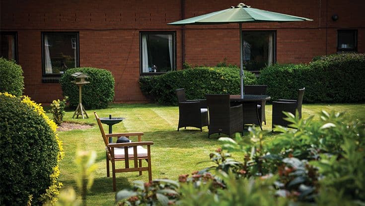 HC-One - The Rowans care home - 013