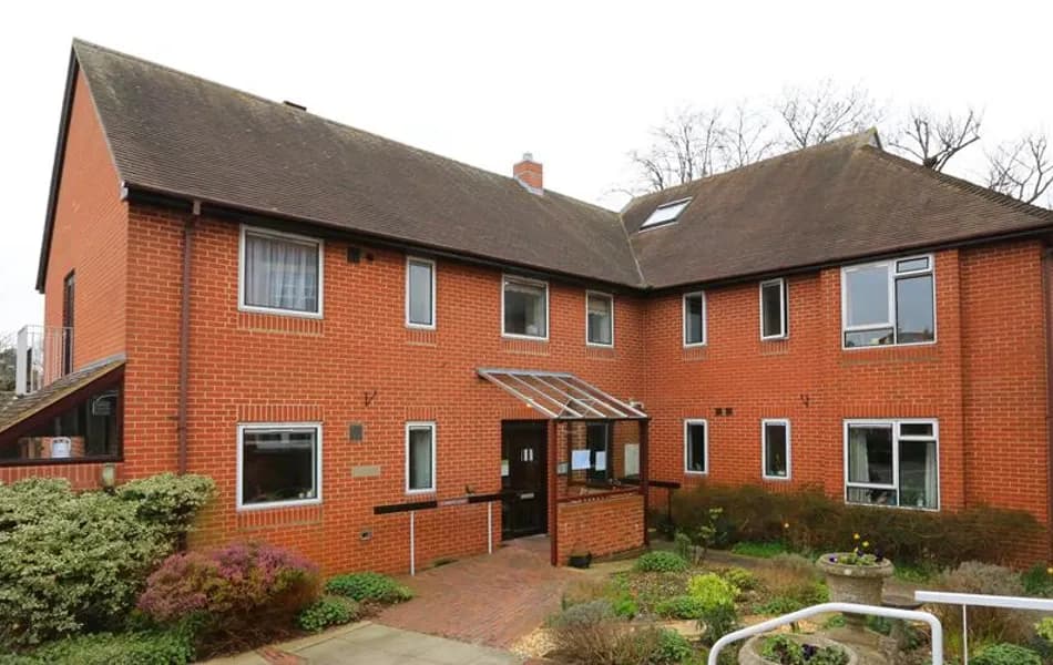 Abbeyfield Living Society - MacGregor House in 33 Manor Road, Salisbury, Wiltshire, England, BB18 5JX - 000