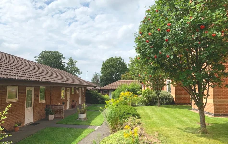 Abbeyfield Living Society - The Firs Complex in Elmswood Gardens, Nottingham, Nottinghamshire, England, NG5 3BB - 000