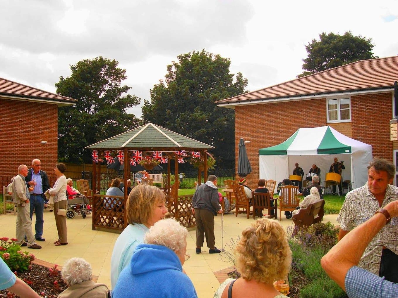 The Heights care home in High Wycombe 1