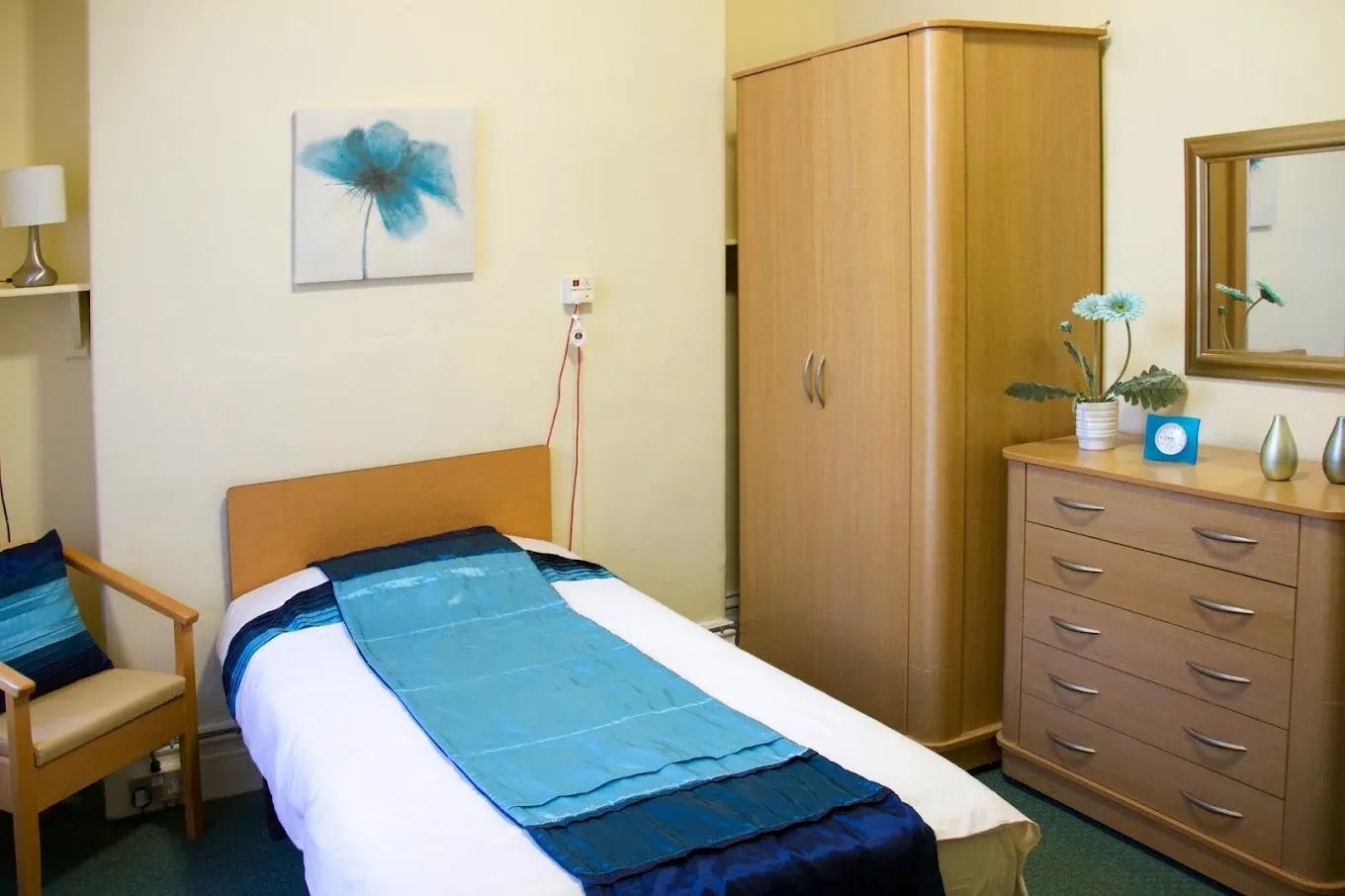 Independent Care Home - Stuart House care home 2