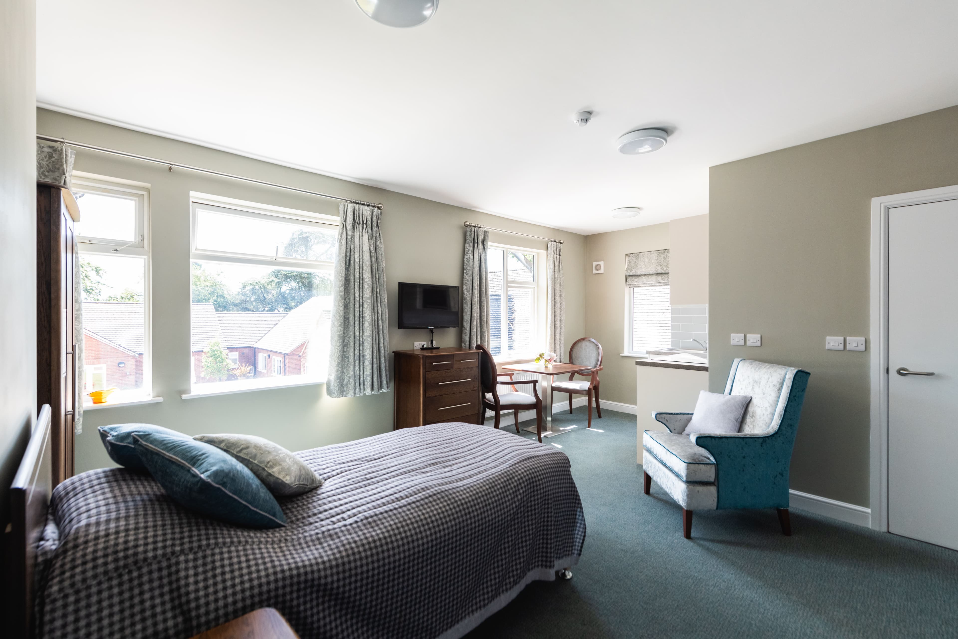 Independent Care Home - Cedar House care home 006