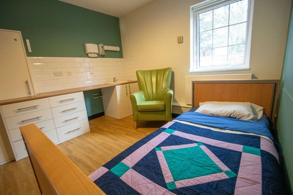 Shaw Healthcare - Woodview House care home - 005
