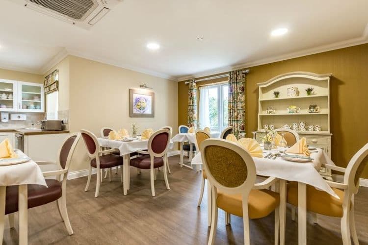 Highmarket House Care Home, Banbury, OX16 0TD