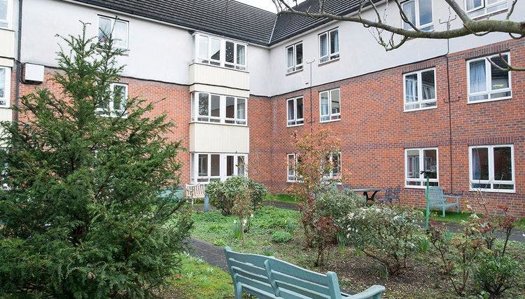 Woodlands House Care Home, London, SW19 2HJ