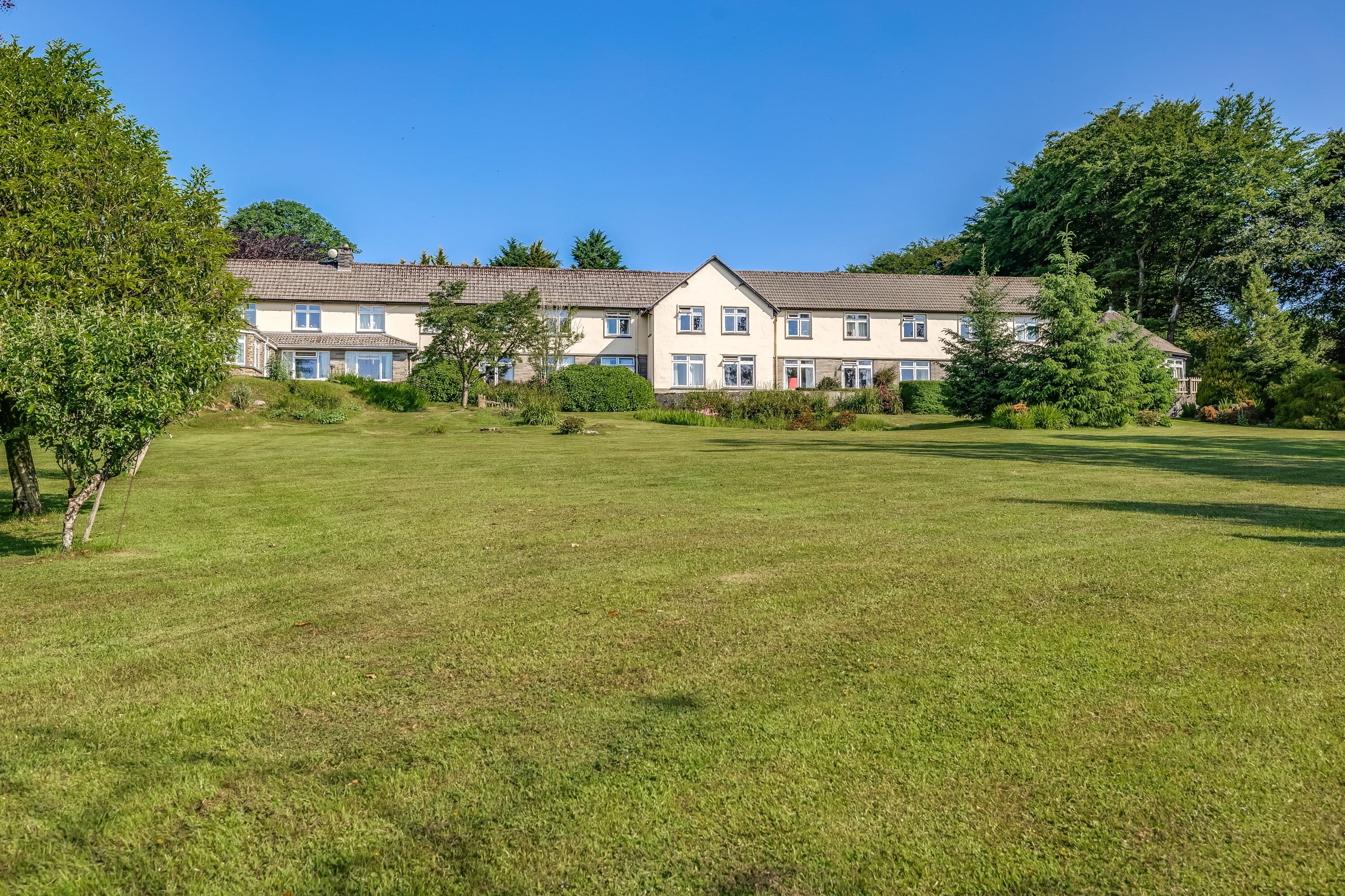 Human Touch - Blackdown care home 3