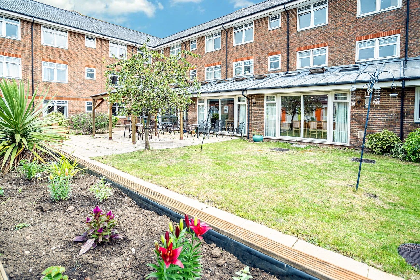 Pressbeau - Rosalyn House care home - 014