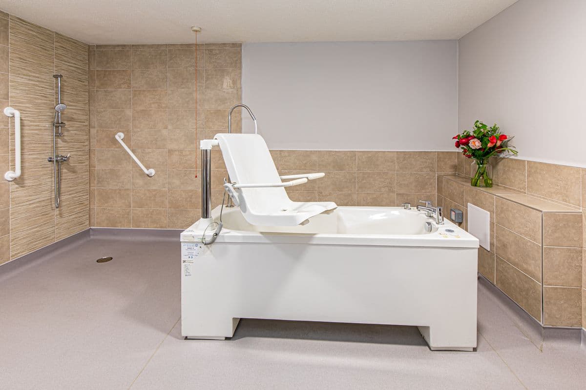 HC-One - Parklands care home - 007
