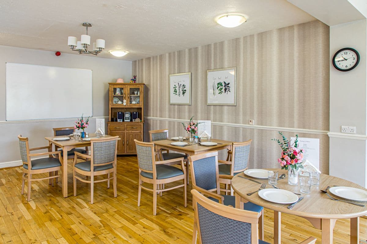 HC-One - The Harefield care home - 003