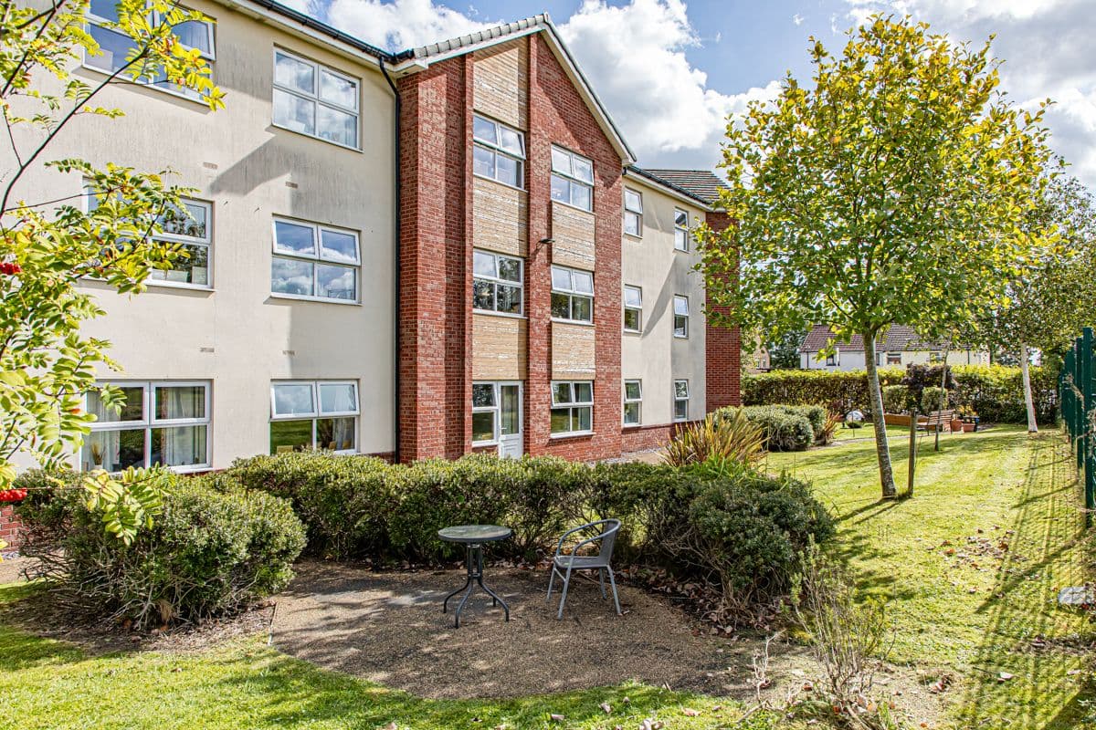 HC-One - Brinnington Hall care home - 032