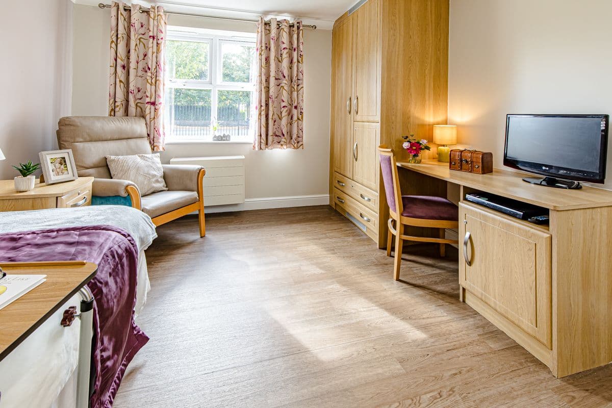 HC-One - Brinnington Hall care home - 022