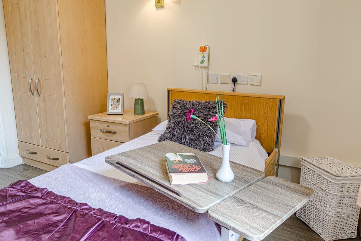 HC-One - The Hornchurch care home 3