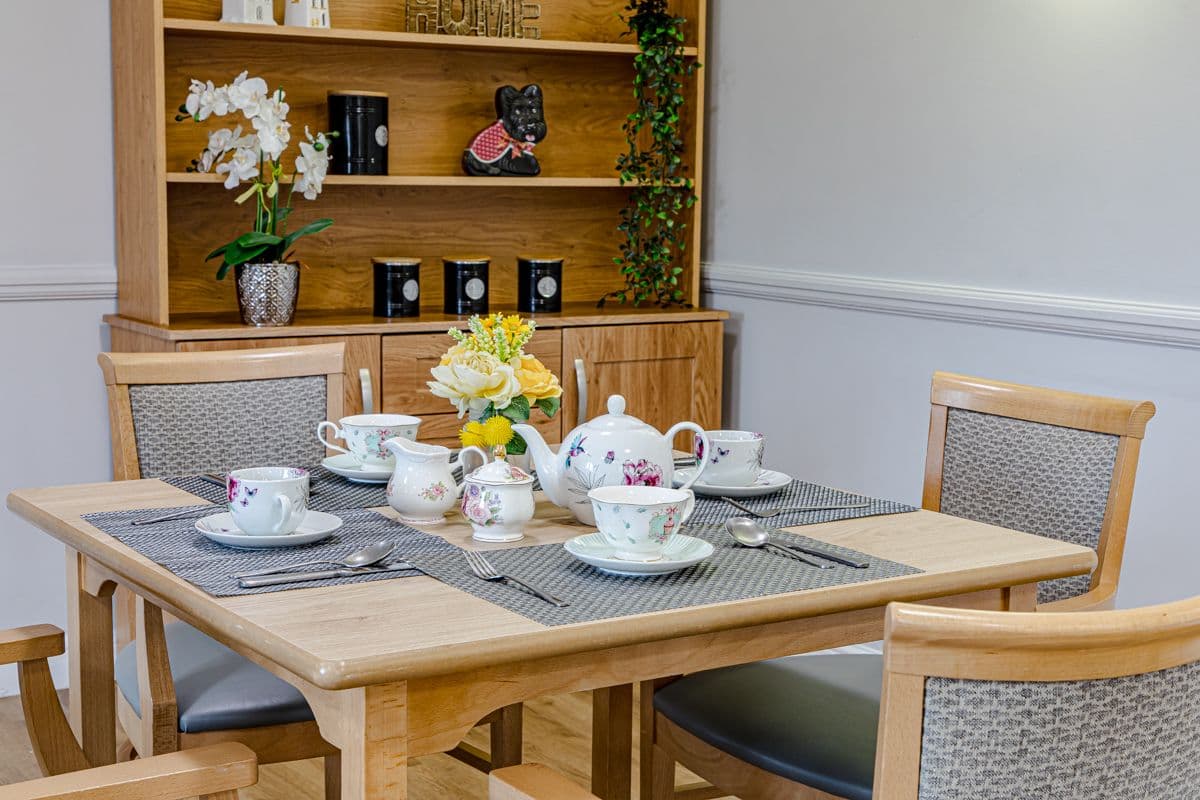 HC-One - The Hornchurch care home - 003