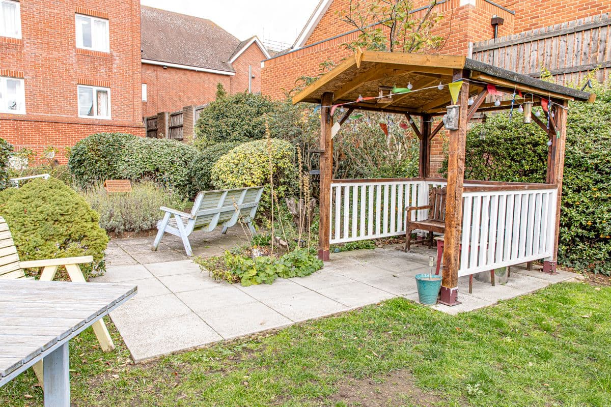 HC-One - The Hornchurch care home - 013