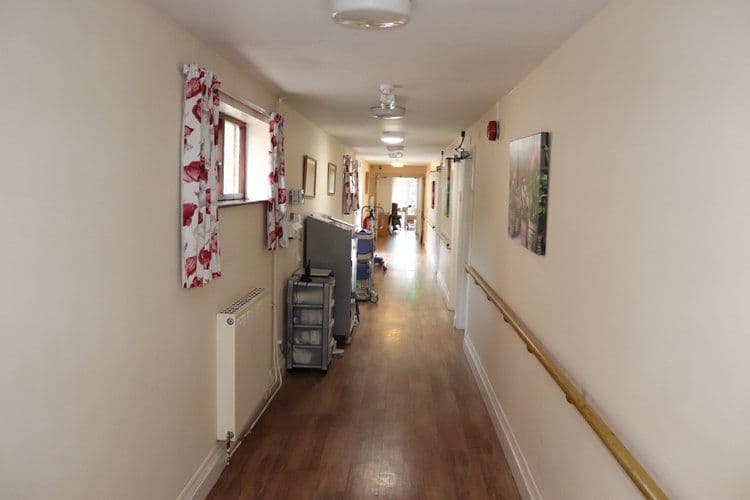 Independent Care Home - Harrowby Lodge care home 3