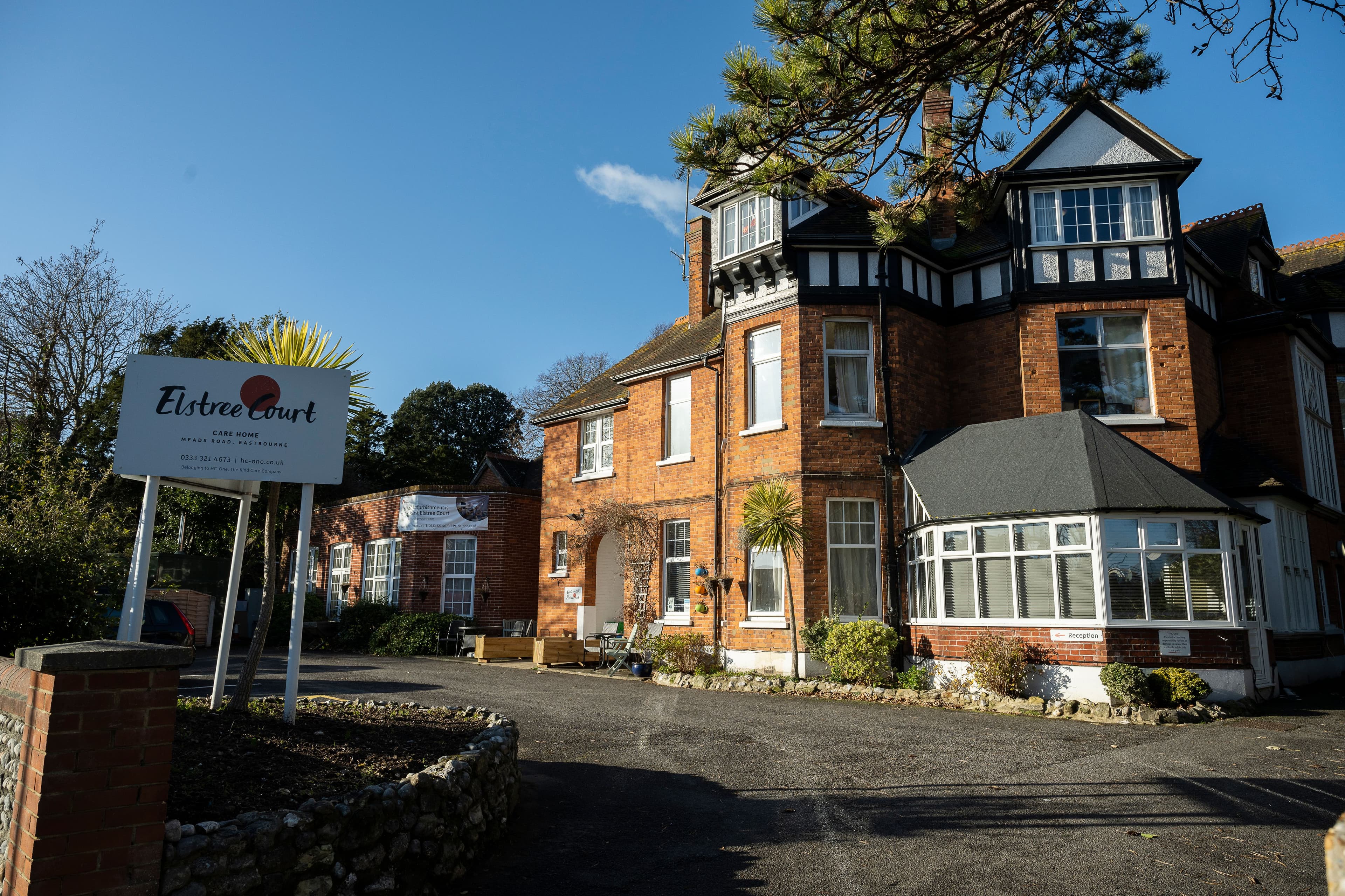 HC-One - Elstree Court care home - 011