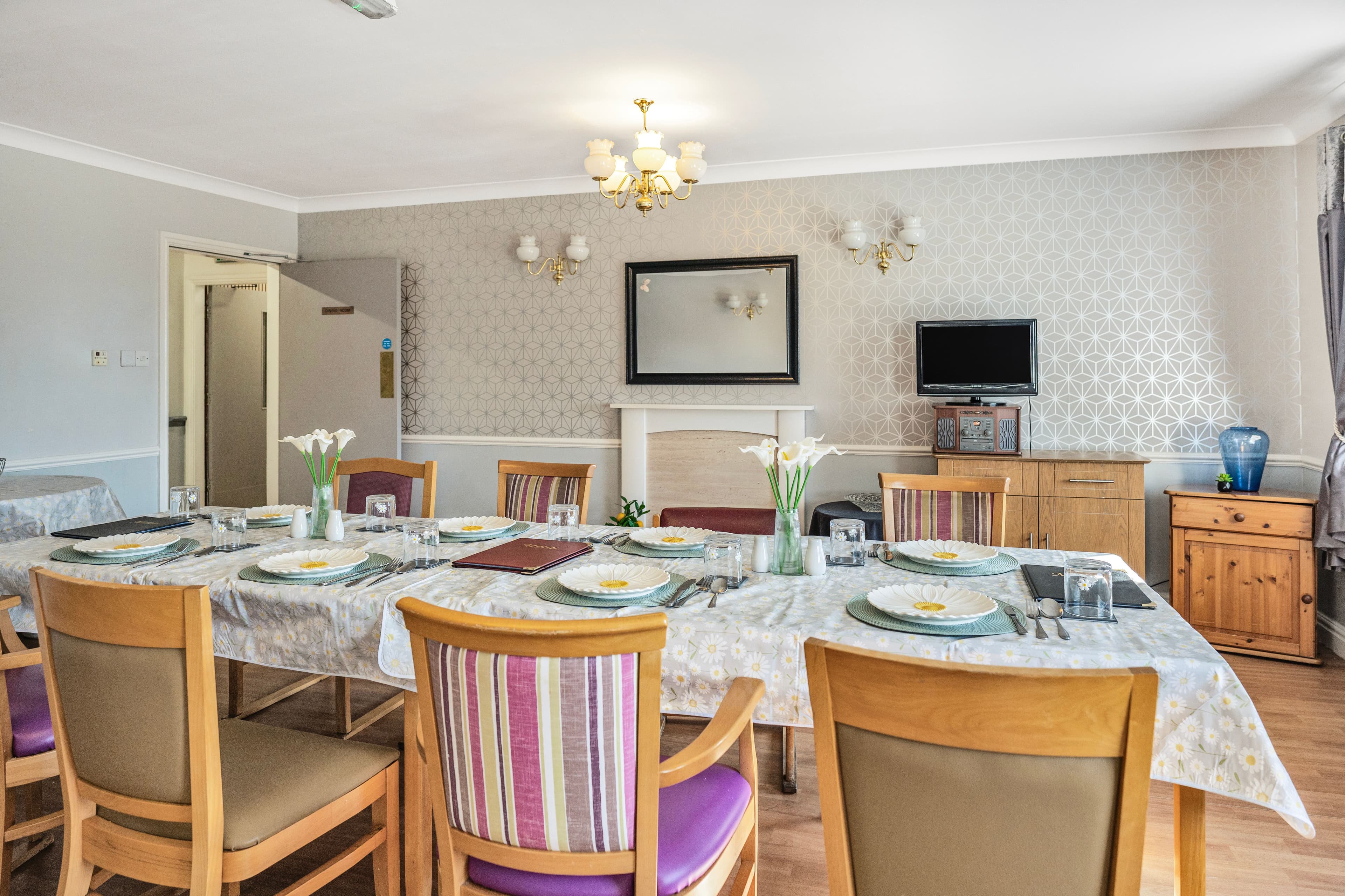 Harbour Healthcare - Bentley Manor care home - 007