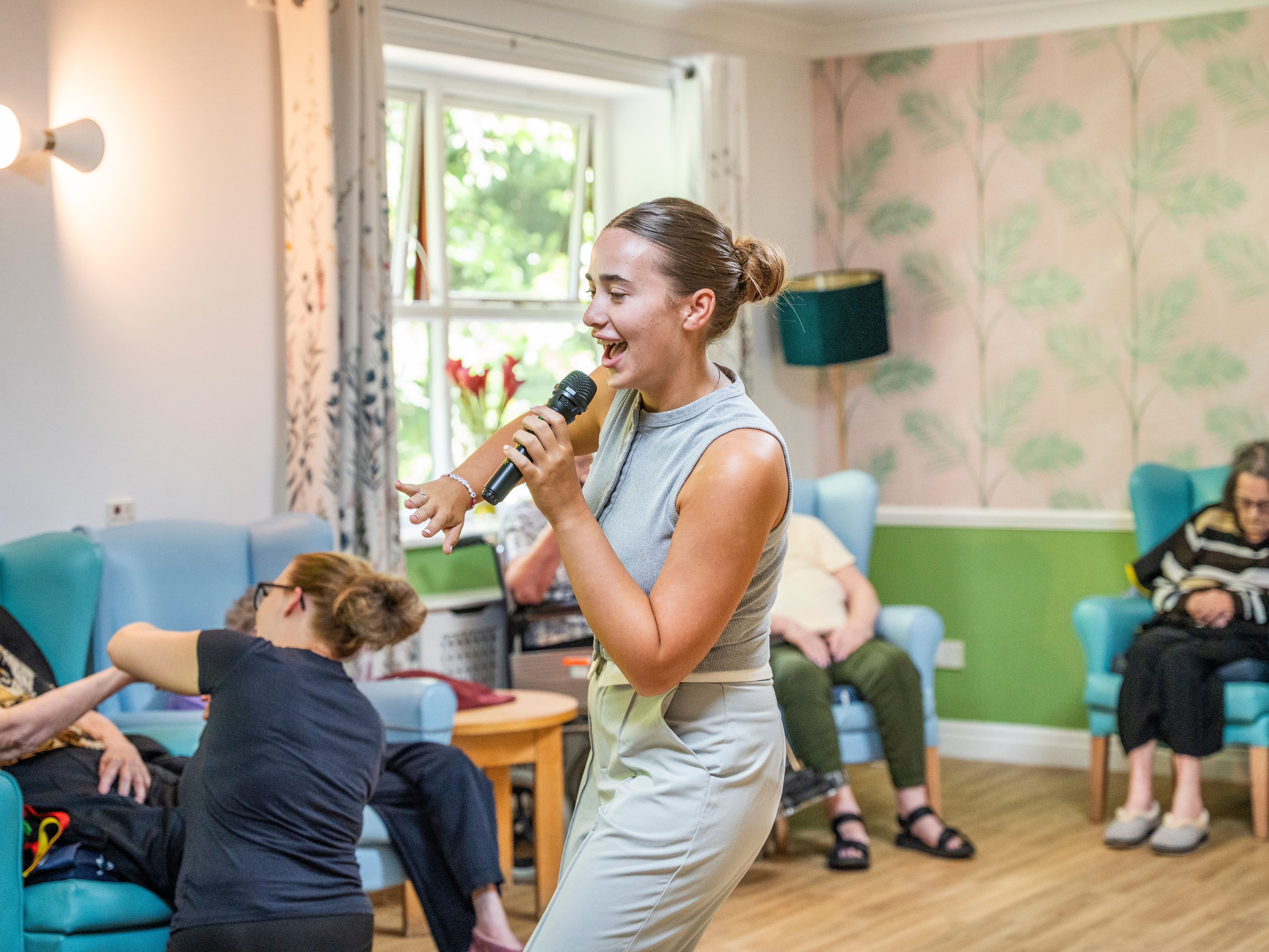 Harbour Healthcare - Treetops Court care home 3