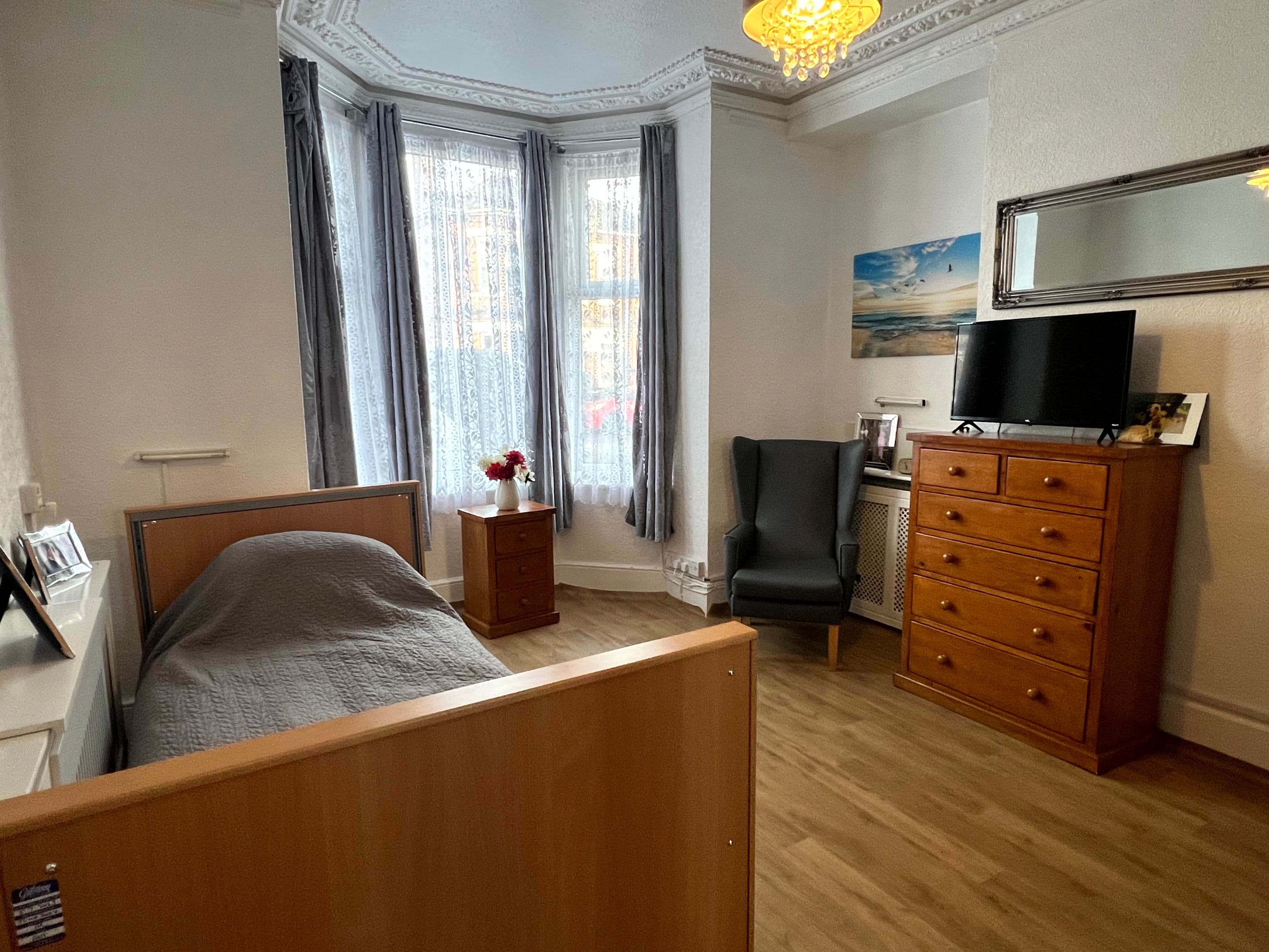 Independent Care Home - White Lodge care home - 010