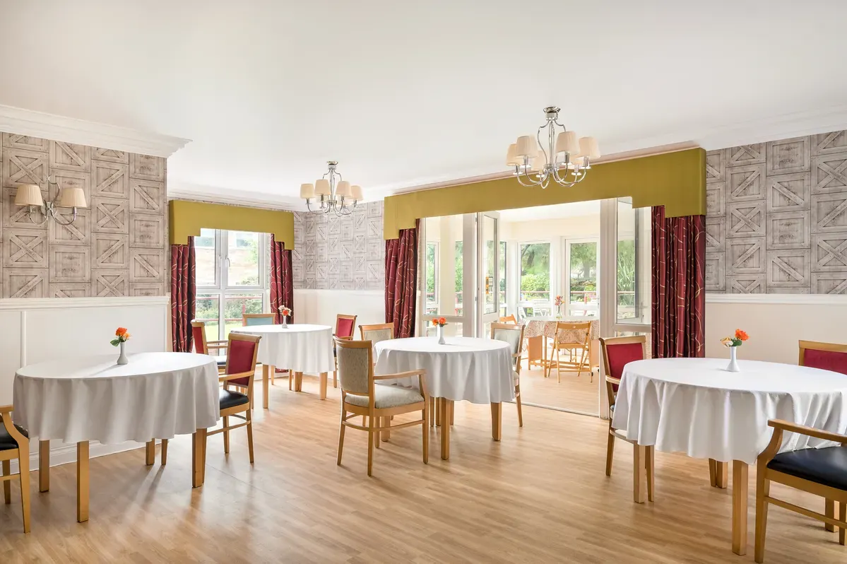 Solehawk - Kenton Manor care home - 005