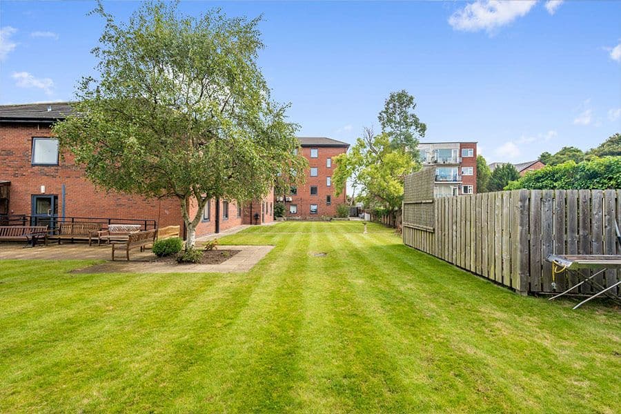 Sandstone Care Group - Parklands care home - 004