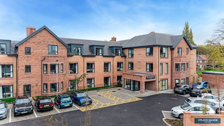 Upland Manor-main-image