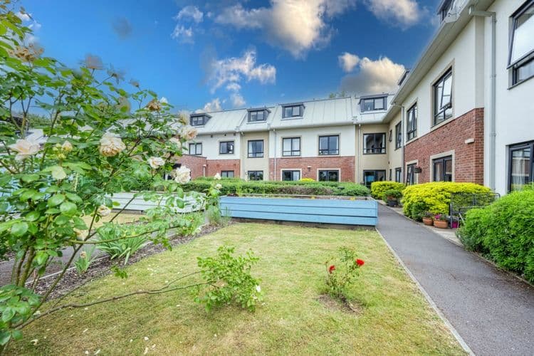 Winchcombe Place-main-image