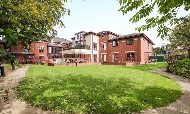 Kenton Manor-main-image