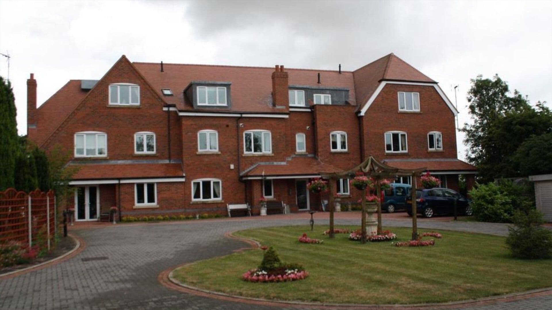 Independent Care Home - Standon House care home 1