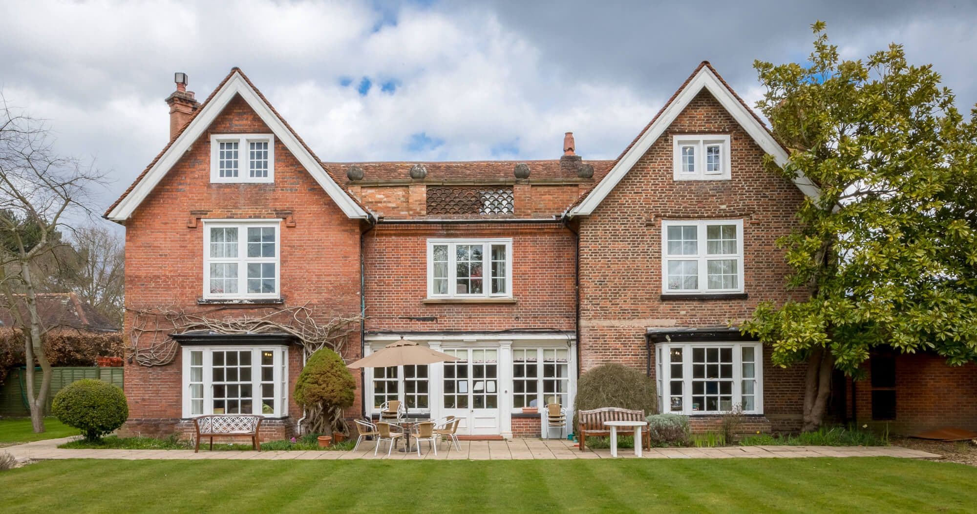 Pressbeau - Tithe Farm care home 1