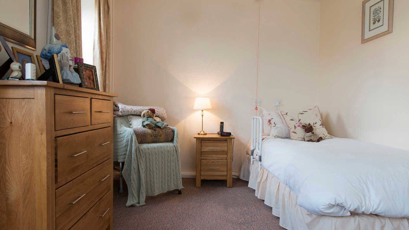 Anchor - Eric Morecambe House care home - 003