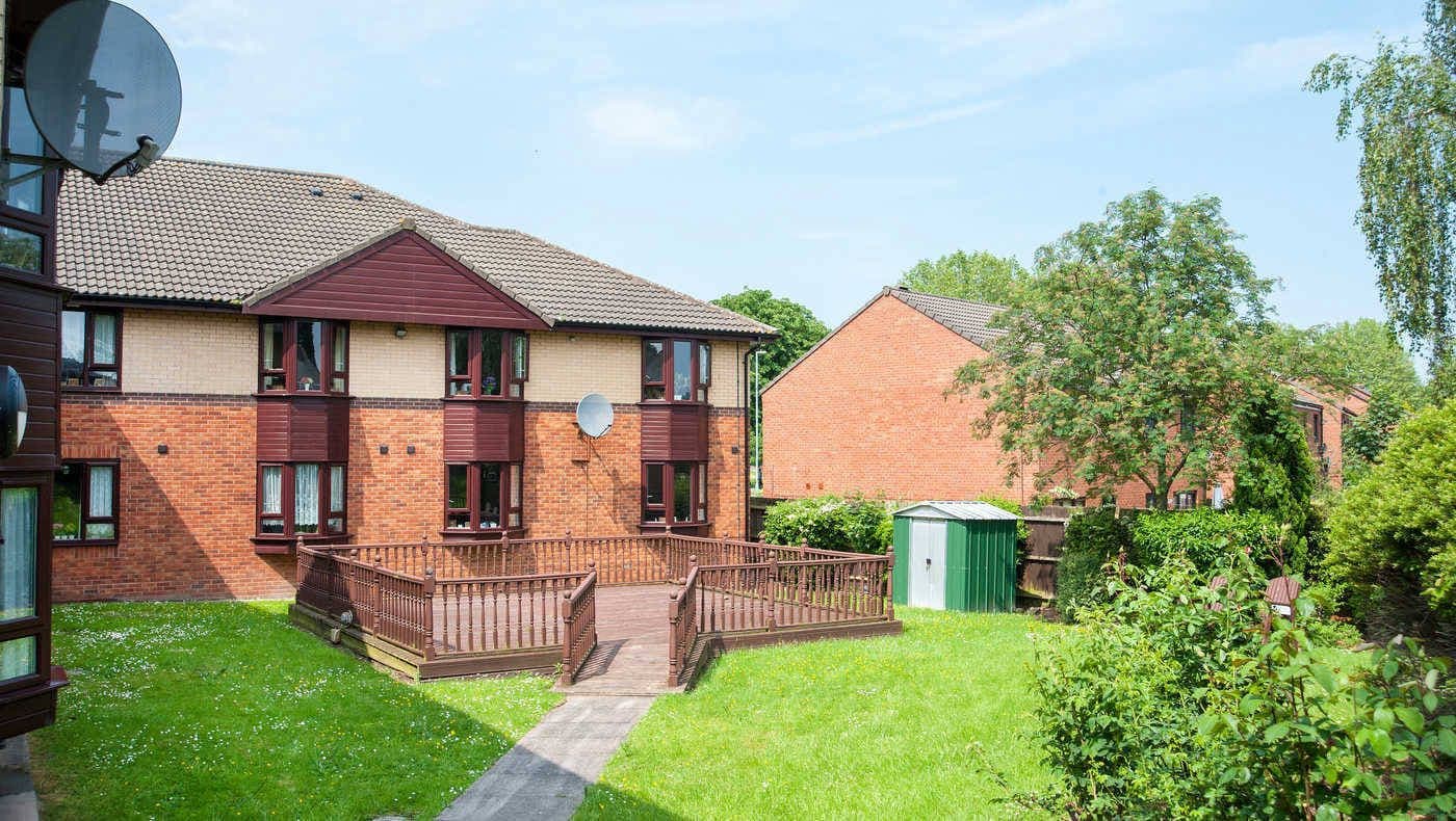 Anchor - Warren Farm Lodge care home - 008