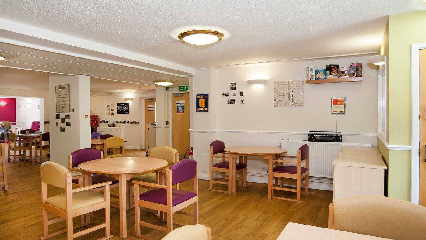 Anchor - Madeleine House care home - 003
