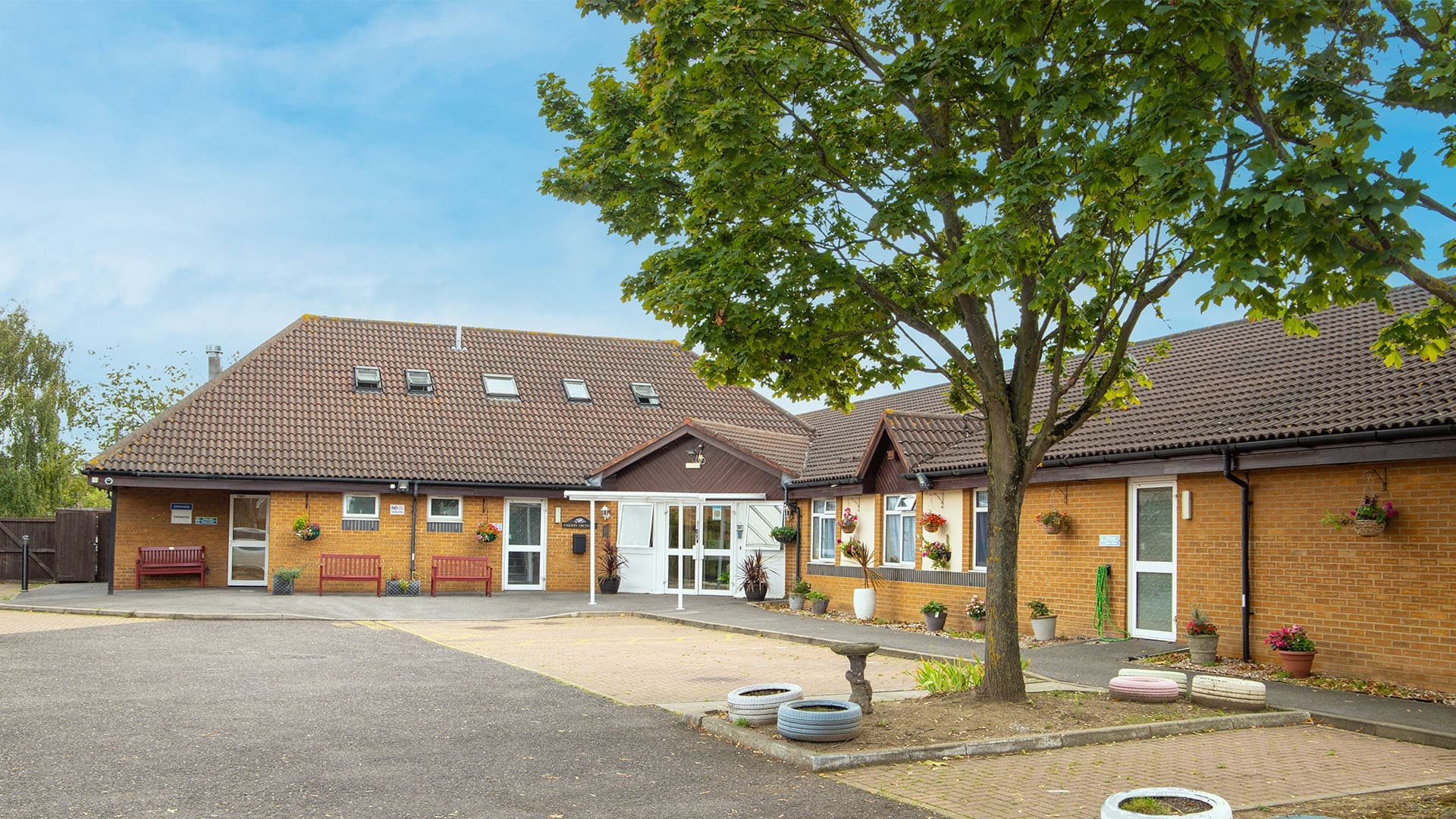 Cherry Orchard care home in Dagenham 1