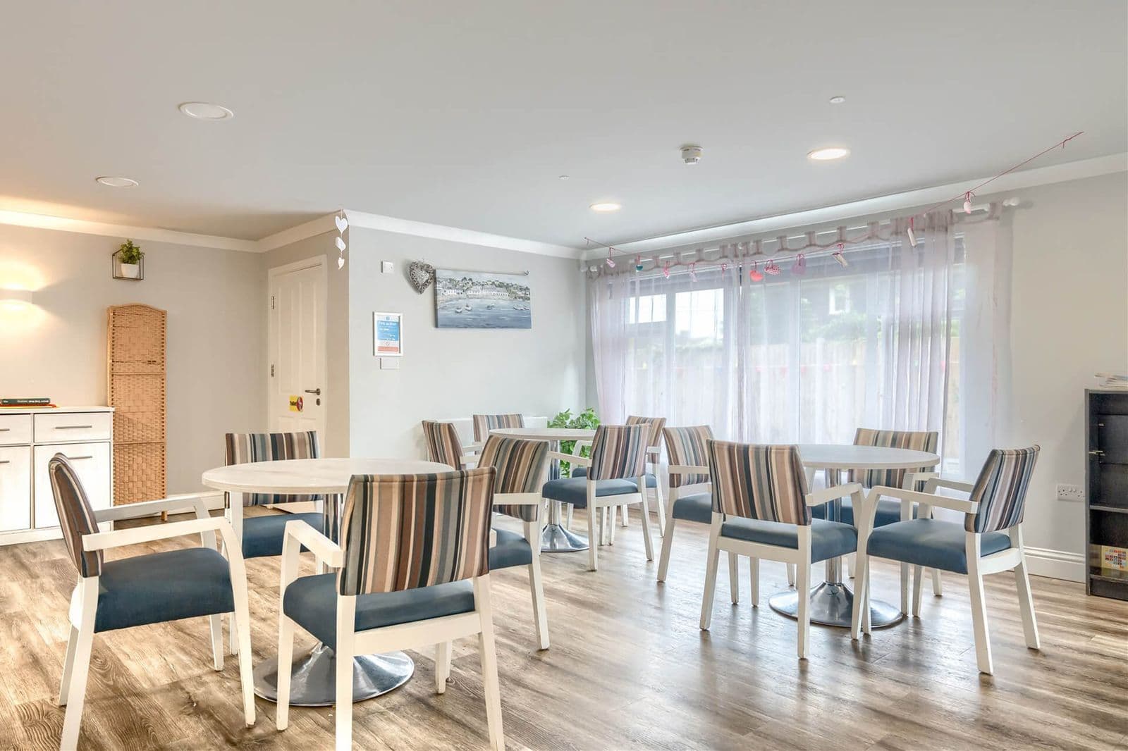 Belmont Healthcare - Madeira Lodge care home - 004