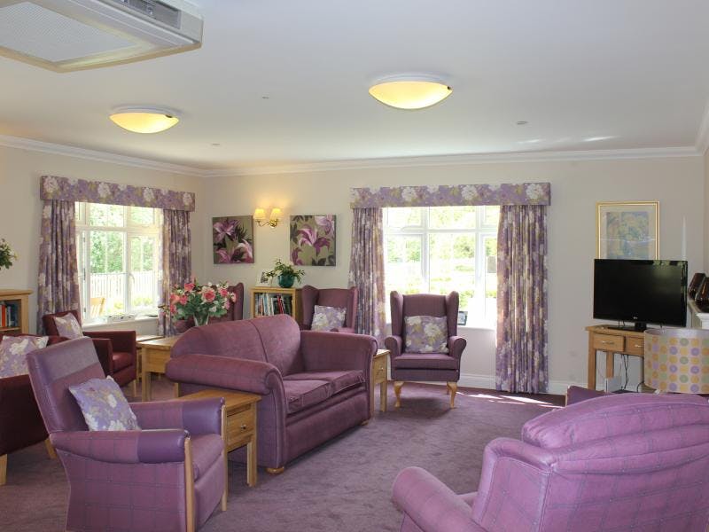 Barchester Healthcare - Wadhurst Manor care home 7