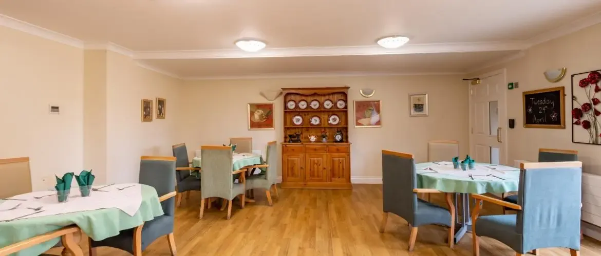 Barchester Healthcare - Beeston View care home - 007