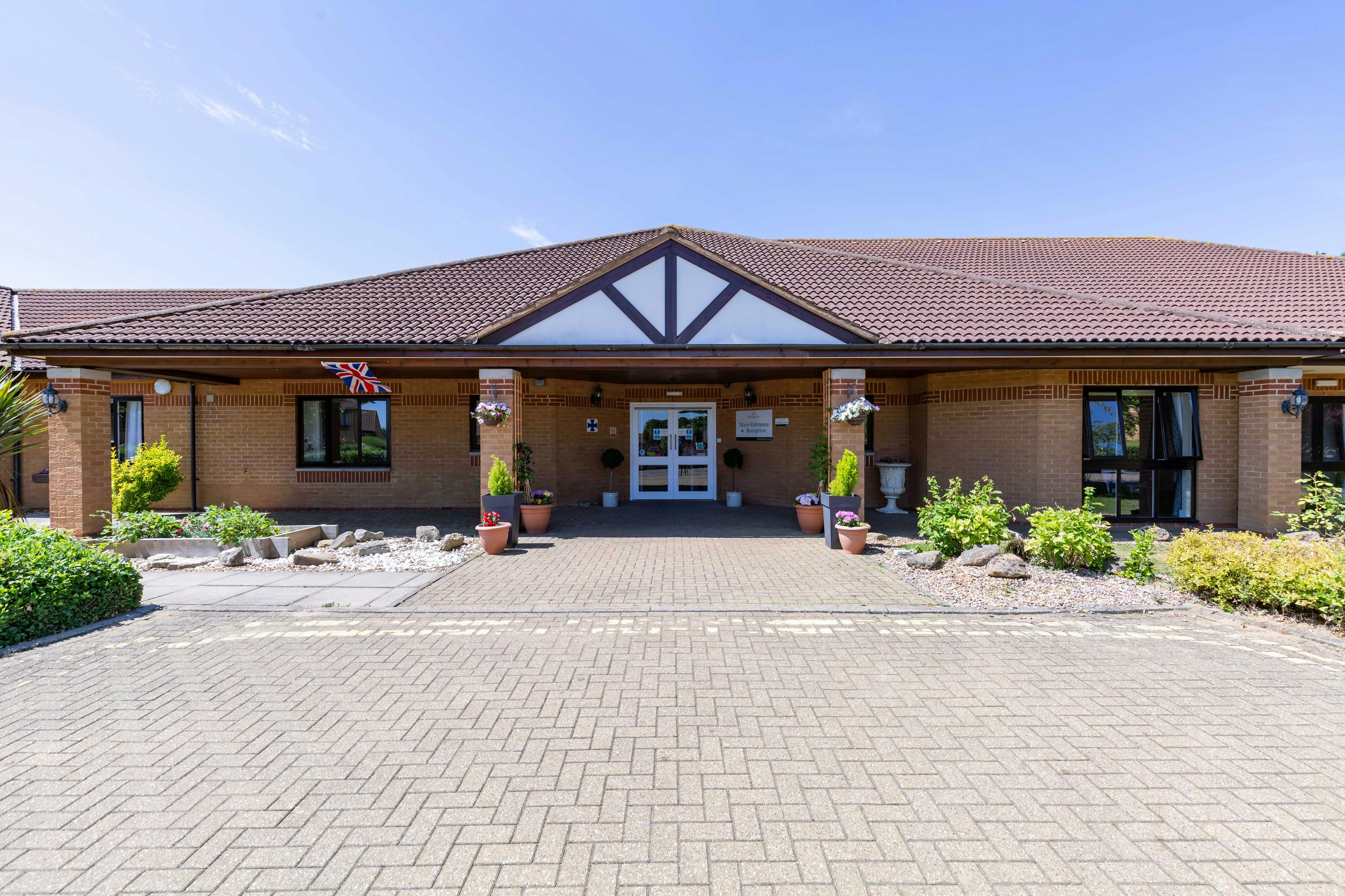 Barchester Healthcare - Ashby House care home 3