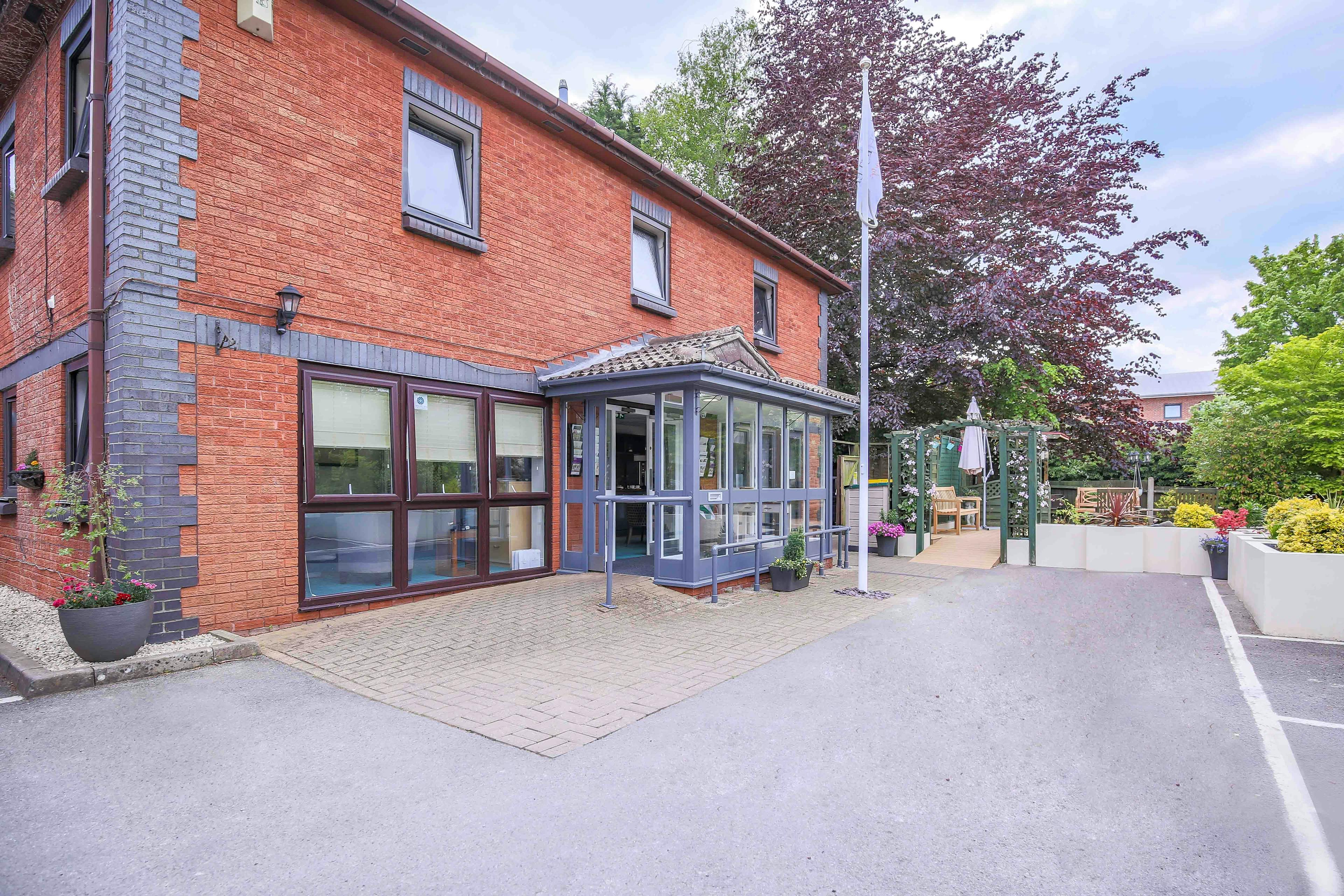 Barchester Healthcare - Ashcombe House care home 3
