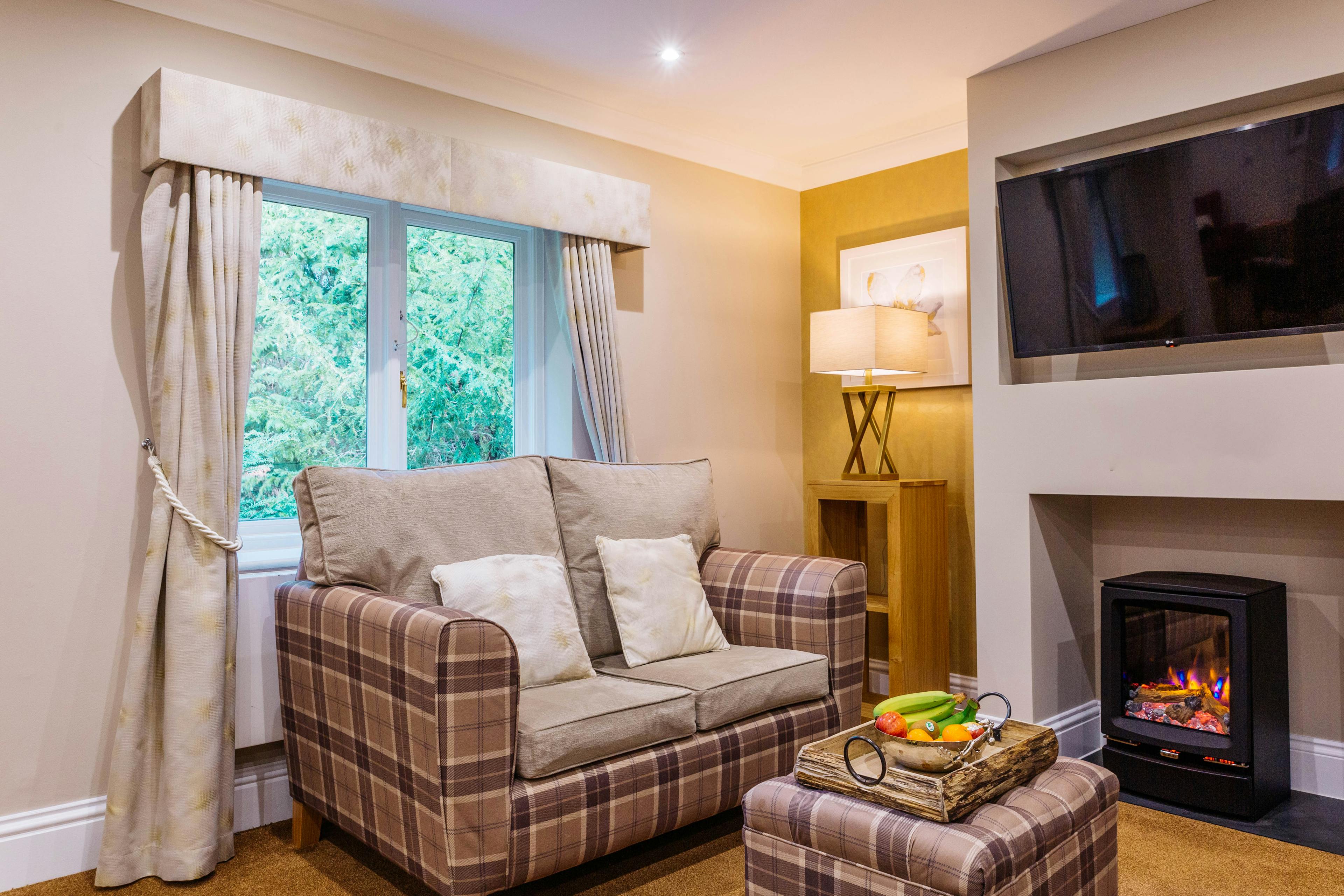Barchester Healthcare - Badgeworth Court care home 12